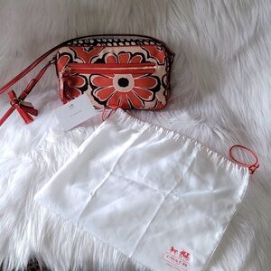 Coach #25121 Poppy Desert Sky floral crossbody